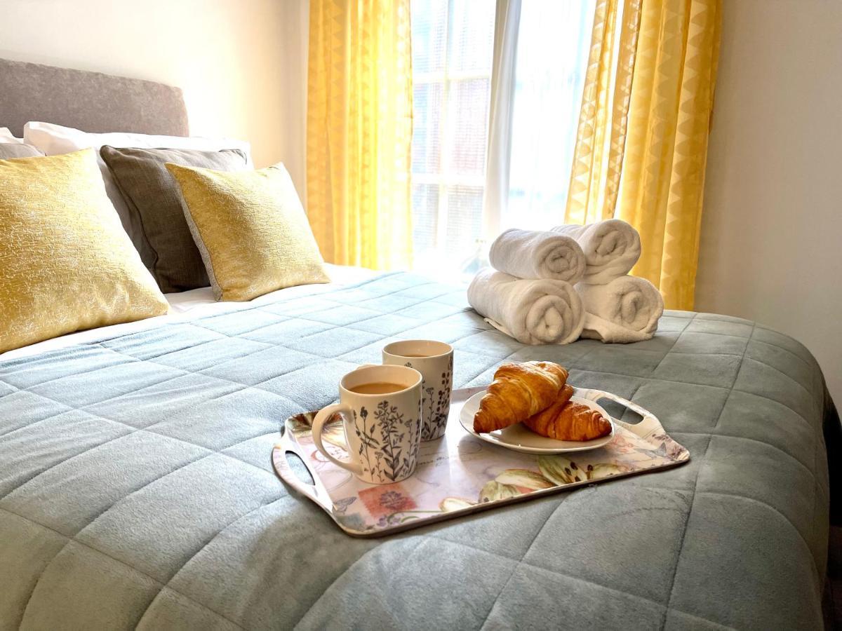 비숍스토포드 Cute And Cosy Studio In A Fantastic Location! Bishops Stortford 아파트 외부 사진