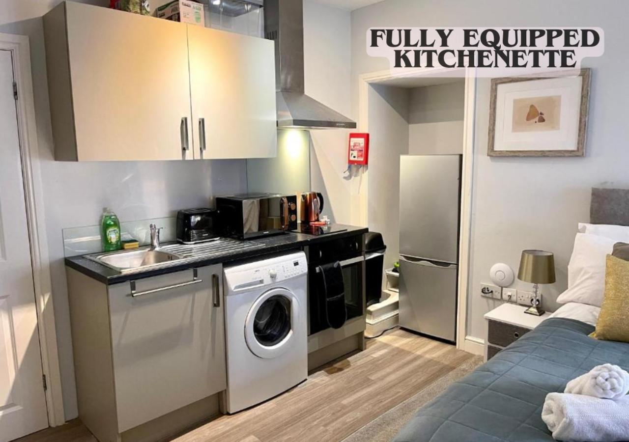 비숍스토포드 Cute And Cosy Studio In A Fantastic Location! Bishops Stortford 아파트 외부 사진